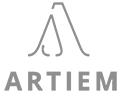 Logo de Artiem Hoteles en tono gris, que simboliza su compromiso con el bienestar y la sostenibilidad en la industria hotelera.