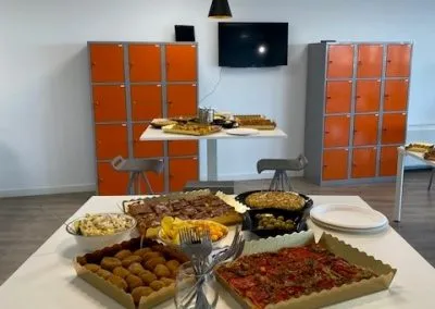 Imagen descriptiva con detalles claros que mejoran la accesibilidad y el SEO de forma contextual para un público amplio.
