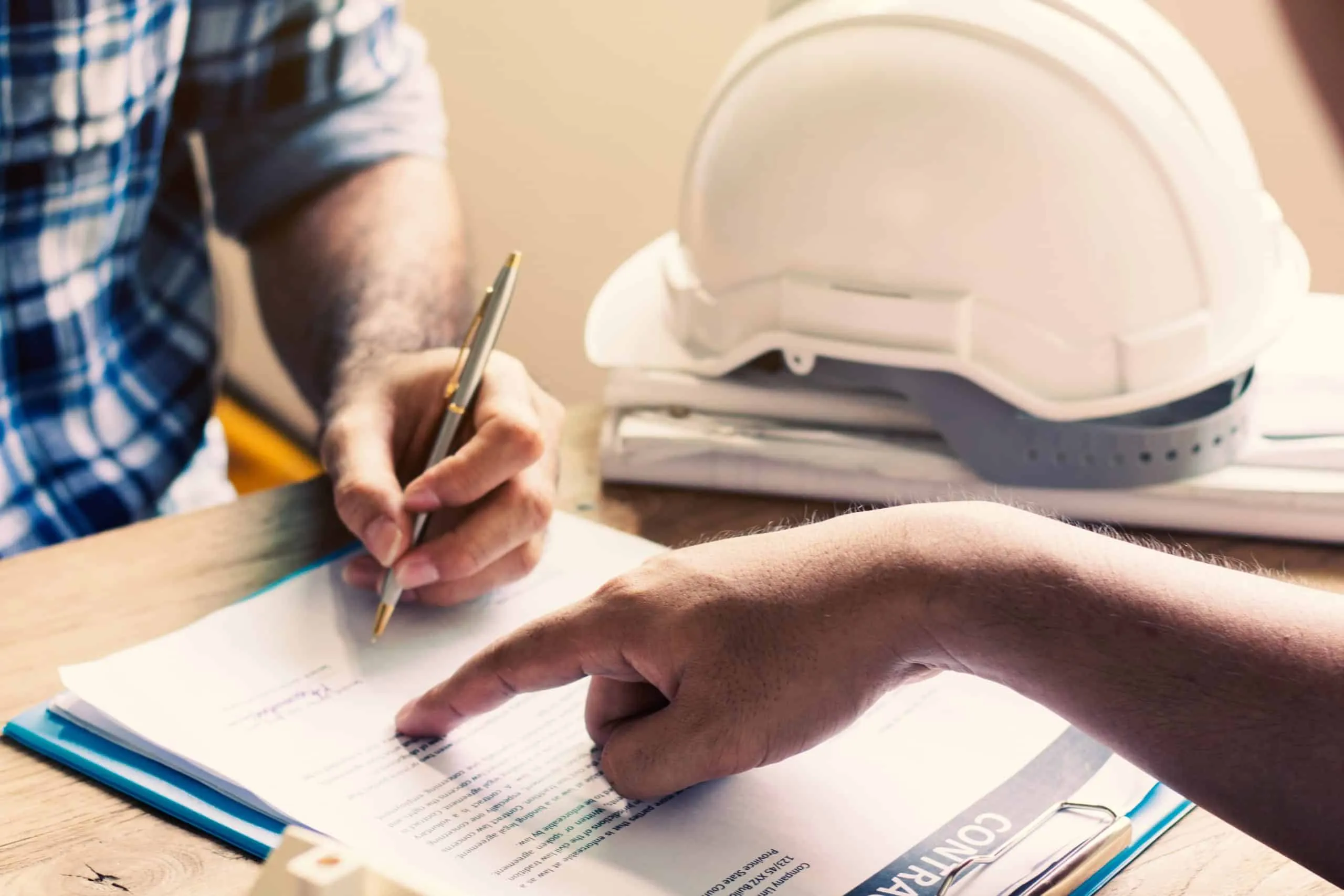 informes-seguimiento-obra-erp-construccion Optimiza la gestión de obras y promociones con informes de seguimiento en tiempo real usando software ERP. Controla plazos y presupuestos.